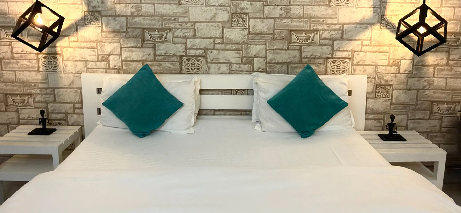 Landing cover home