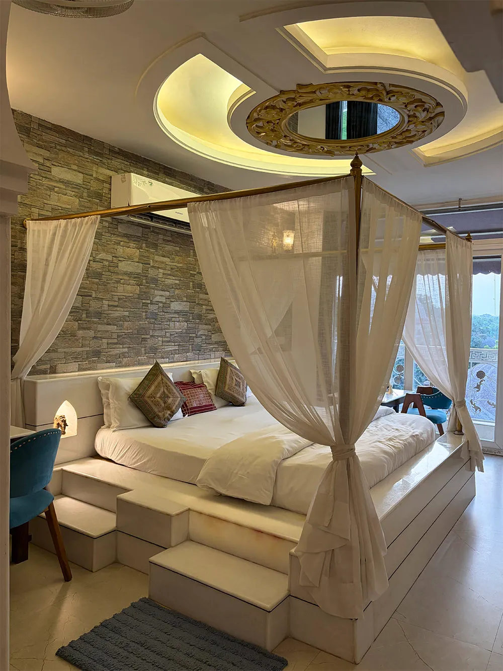 https://luxuryvibesstay.com/wp-content/uploads/2026/06/royal-heritage-luxury-vibes-stay-20.webp