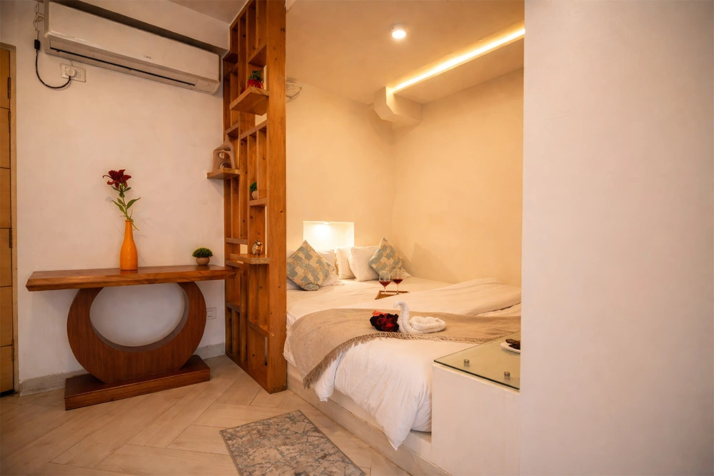 https://luxuryvibesstay.com/wp-content/uploads/2026/07/nirvana-luxury-vibes-stay-19.webp