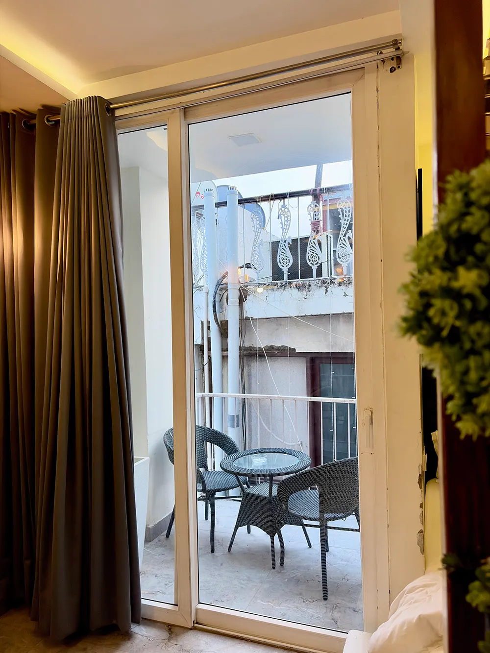 https://luxuryvibesstay.com/wp-content/uploads/2026/07/rooftop-luxury-vibes-stay-16.webp