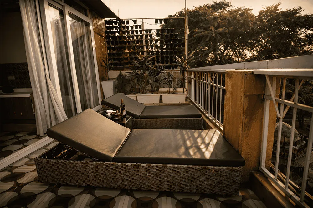 https://luxuryvibesstay.com/wp-content/uploads/2026/07/royal-palace-luxury-vibes-stay-11.webp