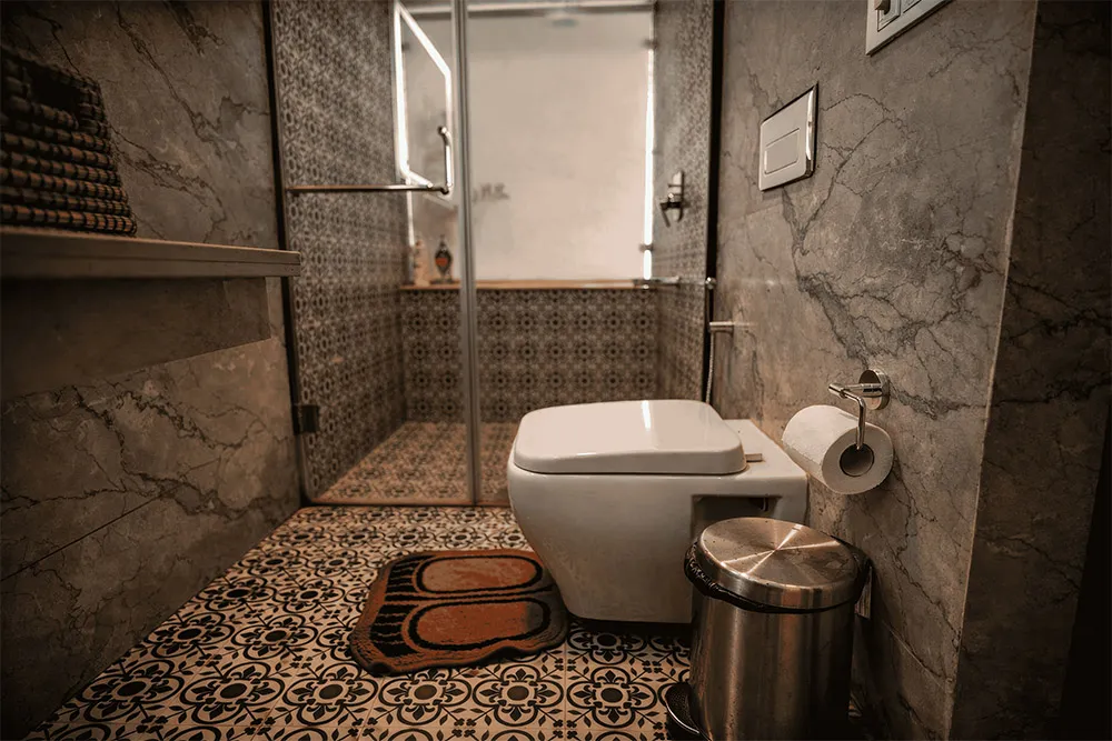 https://luxuryvibesstay.com/wp-content/uploads/2026/07/royal-palace-luxury-vibes-stay-19.webp